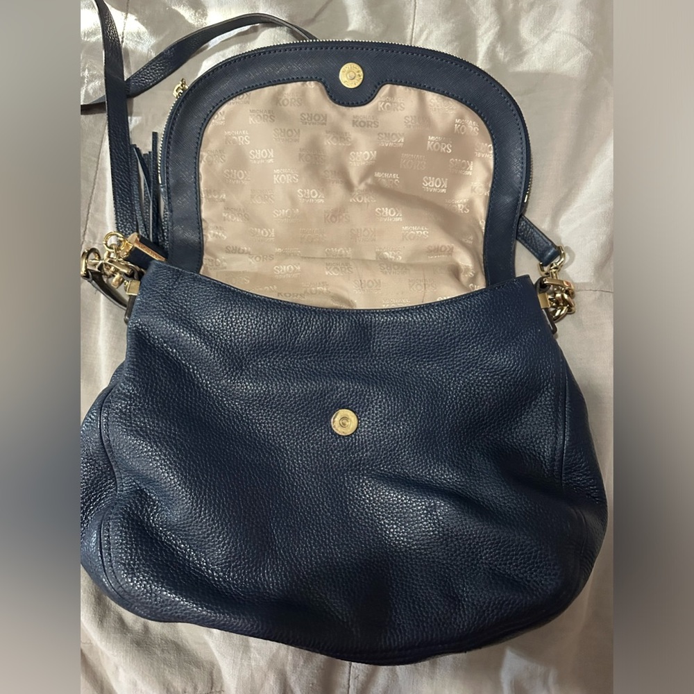 Michael Kors navy leather purse - Picture 3 of 6